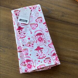 The Farmhouse Rachel Ashwell Shabby Chic Pink White Heart Tea Towels Set NEW